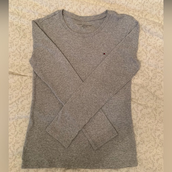 Tommy Hilfiger Longsleeve top - Picture 1 of 3